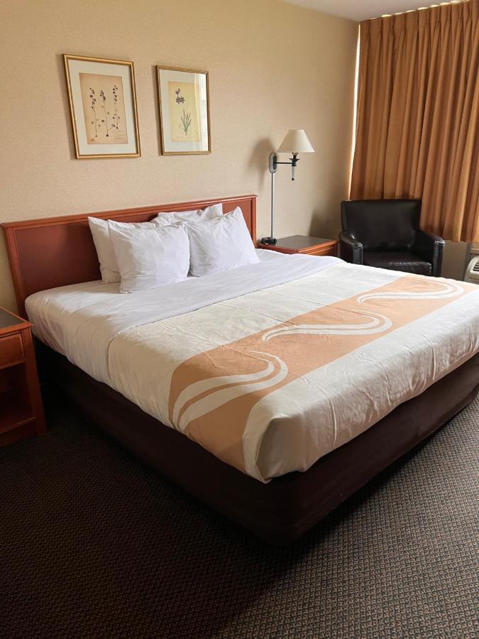 Quality Inn Hermitage Luaran gambar